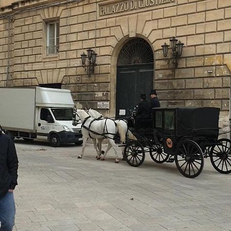 Sissi Villa Lecce Esterno foto